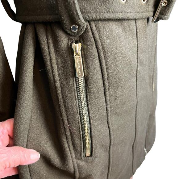 Michael Michael Kors Women’s Wool Blend Asymmetrical Gold Zipper Heavy Coat Med - Picture 5 of 9